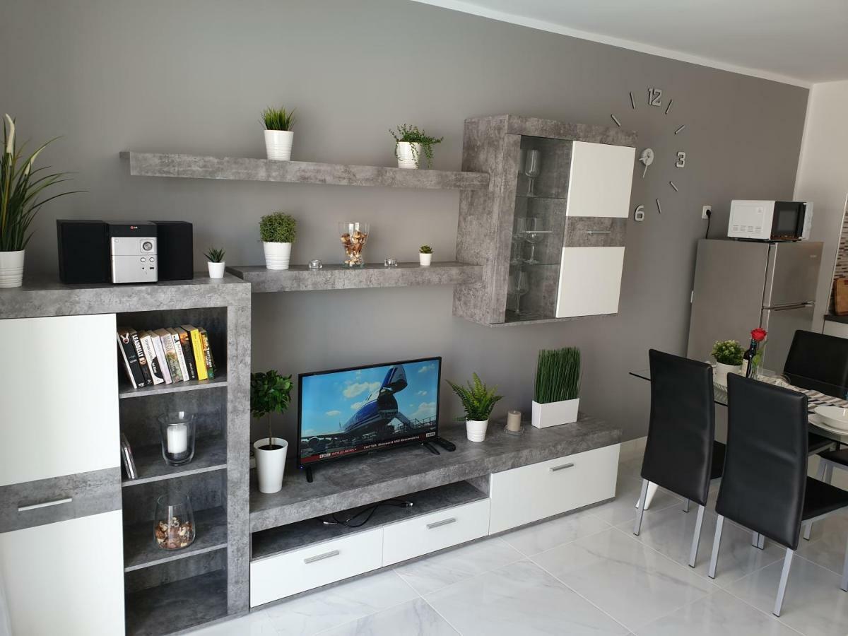 Casa Las Flores With Heated Pool, Only 490 Meters To The Beach, Balcony, Wifi Arona  Zewnętrze zdjęcie